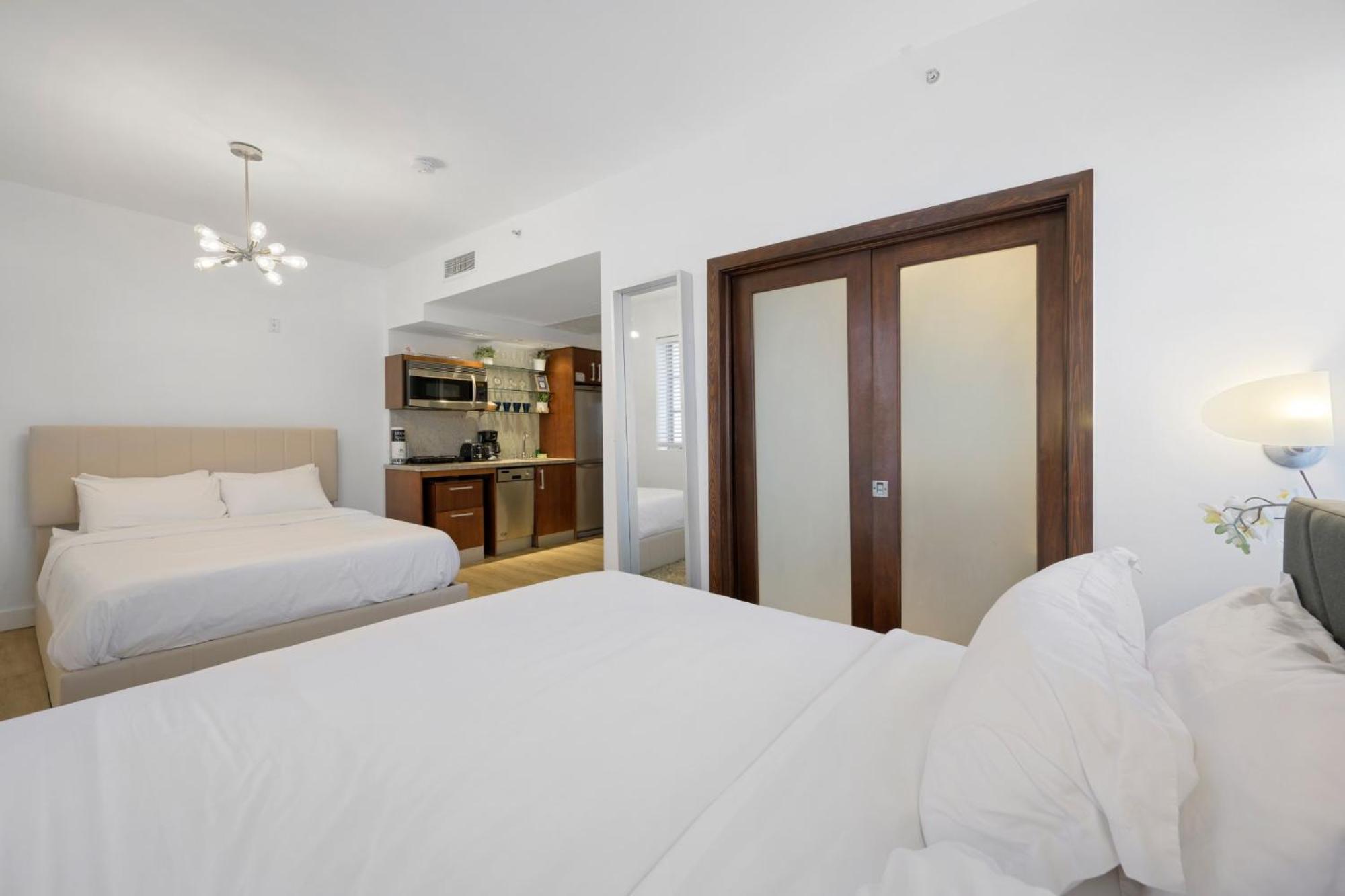 Ocean Drive Apartments With Rooftop Pool, South Beach, Miami Miami Beach Eksteriør bilde